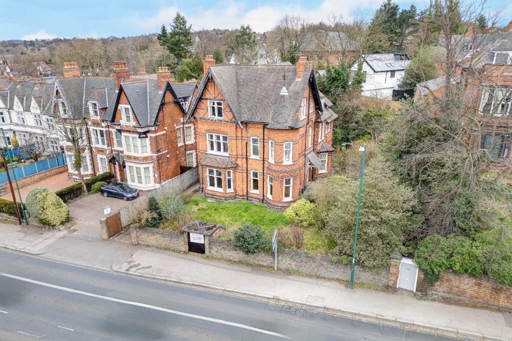 Mansfield Road, Nottingham, NG5 2BU