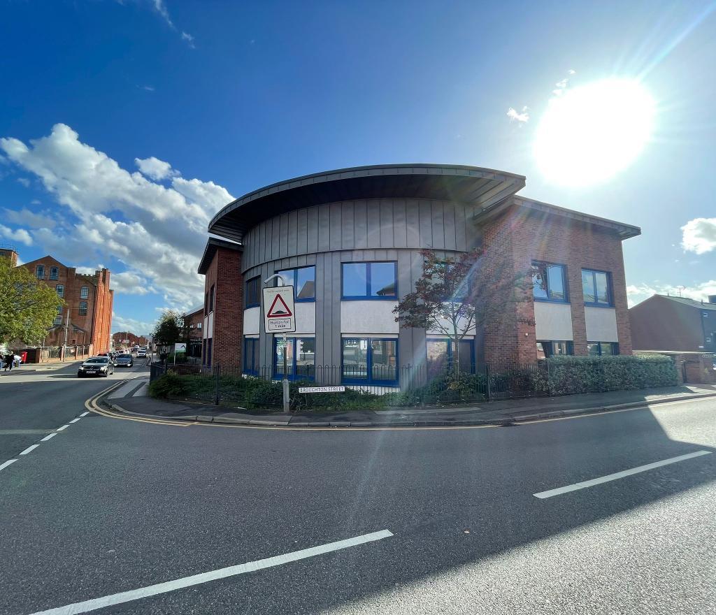 Wollaton Road, Beeston, Nottingham, Nottinghamshire, NG9 2NG